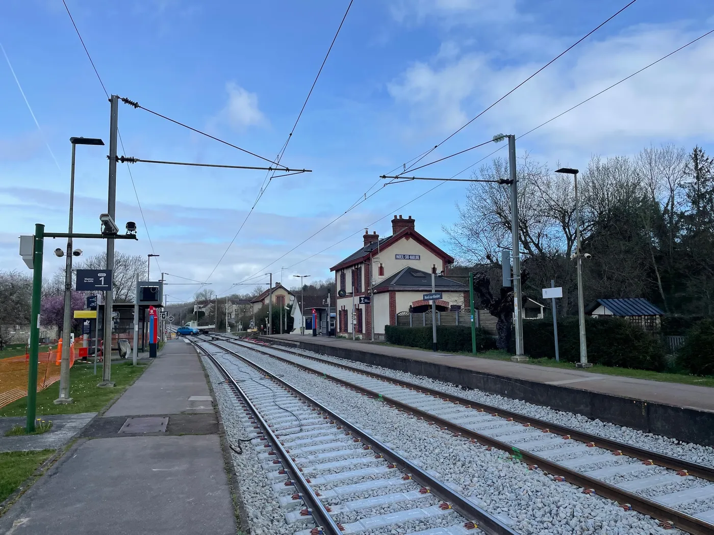 La petite gare de Mareil-sur-Mauldre