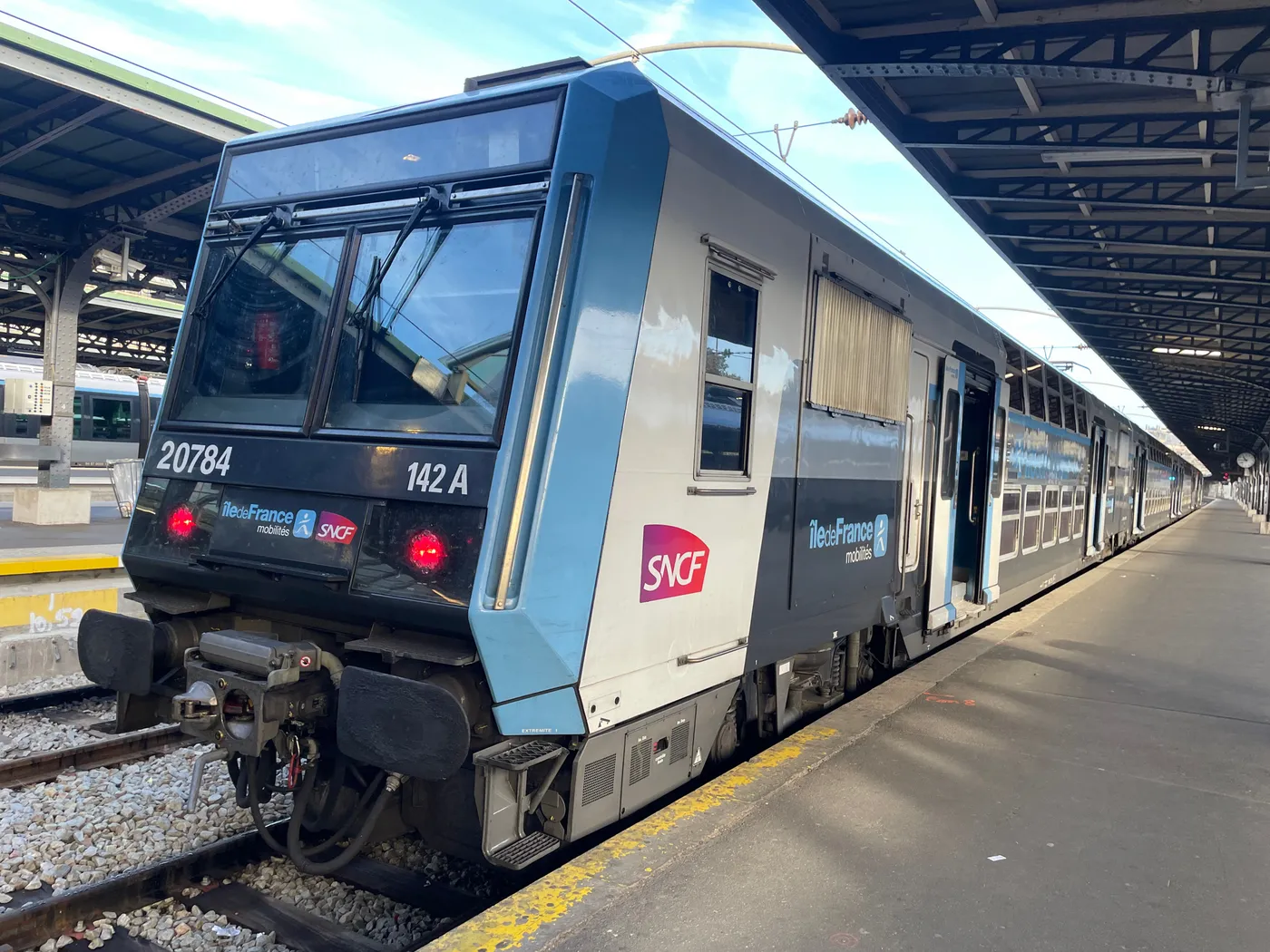 Un Z 20500 (pour les intimes) rénové qui attend le randonneur en Gare de l'Est